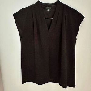 Ann Taylor Pleated V Neck Sleeveless Shirt Size Medium Black